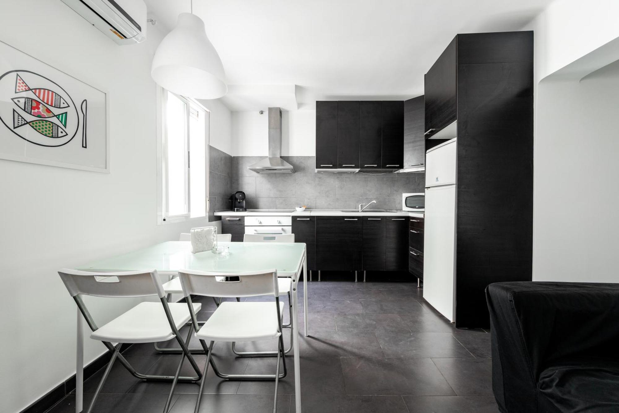 Fun Building Flats By Homeabout مالقة المظهر الخارجي الصورة